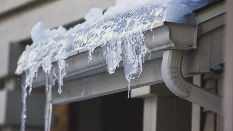 Winter Roof Maintenance Tips: Preparing Your Roof for a Kentucky Winter